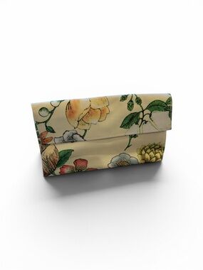 Clinique Laura Print Fold-Over Clutch Bag in Cream Trifold New